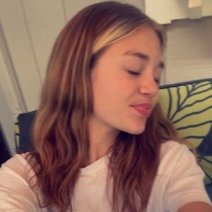 Meet your Posher, Danae